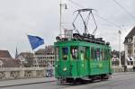 Be 2/2 190 überquert auf einer Instruktionsfahrt die Mittlere Rheinbrücke.