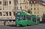 Be 4/6S 671, auf der Linie 15, überquert die Mittlere Rheinbrücke. Die Aufnahme stammt vom 08.12.2016.