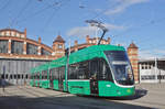 Be 4/6 Flexity 6004 steht auf dem Hof des Depots Wiesenplatz.