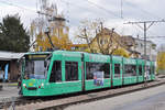 Be 6/8 Combino 320, auf der Linie 14, wartet an der Endstation in Pratteln.