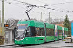 Be 6/8 Flexity 5001, auf der Linie 3, wartet an der Endstation in Birsfelden.