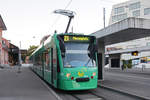 Be 6/8 Combino 314, auf der Linie 21, wartet in der Schlaufe beim Bahnhof St.