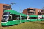 Be 6/8 Flexity 5044, auf der Linie 14, wendet in der Schlaufe bei Pratteln.