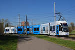 Be 6/8 Flexity 5025 mit der neuen IWB Werbung, auf der Linie 14, fährt in die Schlaufe beim Wartentberg.