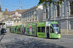 Be 6/8 Flexity 5012 mit der U-Abo Werbung, fährt den Steinenberg hoch zur Haltestelle Bankverein.