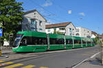 Be 6/8 Flexity 5022, auf der Linie 6, bedient die Haltestelle Ziegelei.