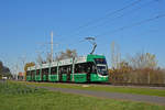 Be 6/8 Flexity 5024, auf der Linie 14, fährt zur Haltestelle Lachmatt.