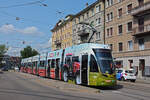 Be 6/8 Flexity 5014 mit der Denner Werbung, auf der Linie 6, wartet an der Haltestelle Morgartenring.