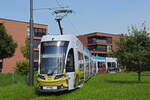 Be 6/8 Flexity 5028 mit der AMAG Werbung, auf der Linie 14, wendet in der Schlaufe in Pratteln.