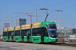 Be 4/6 Flexity 6016, auf der wegen einer Baustelle umgeleiteten Linie 16, fährt zur Endstation beim M-Parc.