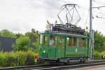 Für die Tramparade der BVB anlässlich der Feierlichkeiten  175 Jahre Schweizer Bahnen  verlässt der Be 2/2 47 das Depot Dreispitz Richtung Münchensteinerstrasse.