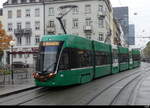 BVB - Be 6/8 5002 unterwegs in der Stadt Basel am 04.12.2022