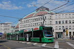 Be 6/8 Combino 304, auf der Linie 2, fährt am 07.09.2022 zur Endstation am Bahnhof SBB.