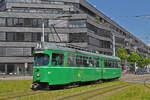 Be 4/6 Düwag 627, auf der Linie 21, fährt am 29.04.2016 zur Endstation beim Bahnhof St.