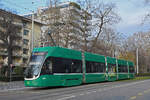 Be 4/6 Flexity 6010, auf der Linie 3, fährt am 01.03.2023 zur Haltestelle am Aeschenplatz.