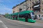 Be 6/8 Flexity 5022, auf der Linie 6, bedient am 04.05.2023 die Haltestelle Morgartenring.