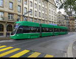 BVB - Be 6/8 5025 unterwegs in der Stadt Basel am 18.11.2023