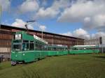 Be 4/4 481 mit B4 S 1489 und B4 1455 in der Schlaufe in Pratteln.