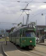 BvB Linie 2 (637) nach Basel SBB, am Bhf Basel Bad.