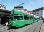 BVB - Tram Be 4/8 670 unterwegs auf der Linie 15 am 29.04.2010