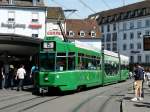 BVB - Tram be 4/8  676 unterwegs auf der Linie 15 in der Stadt Basel am 29.05.2010