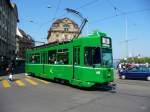 BVB - Tram Be 4/4 482 mit Beiwagen unterwegs auf der Linie 14 in der Stadt Basel am 16.04.2011