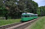 Be 4/4 mit der Betriebsnummer 458 und der B 1494S auf der Linie 15 kurz vor der Haltestelle Lerchenstrasse. Die Aufnahme stammt vom 12.06.2013.
