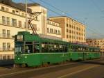 Be 4/4 491 zusammen mit dem B 1502 S und dem B 1457 in der Abendsonne auf der Dreirosenbrücke.