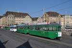 Be 4/4 479 mit der IWB Werbung zusammen mit dem B 1464 S und dem B 1451 auf der Linie 14 überqueren die Mittlere Rheinbrücke.