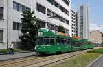 Be 4/6 S 663 zusammen mit dem B 1445 fahren auf der Linie 2 zur Haltestelle Gewerbeschule.