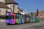 Be 4/6 S 662 mit der Werbung für ICE Uhren, anlässlich der Messe Basel World 15, zusammen mit dem B 1459 auf der Linie 2 fahren Richtung Haltestelle Kunstmuseum.