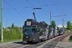 Be 4/6 S 669 zusammen mit dem B 1458 mit der Werbung für Michael Kosrs, anlässlich der Messe Basel World 15, auf der Linie 14 beim Schänzli.