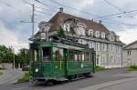 Nach beendeter Extrafahrt steht der Be 2/2 215 wieder auf dem Hof des Depots Dreispitz.