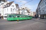 Be 4/4 461 erreicht mit unbekanntem Beiwagen auf Linie 16 den Barfüsserplatz in Basel.