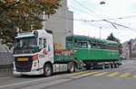 Am 20.10.2016 wurden in der Hauptwerkstatt drei weitere Anhänger für die Reise nach Belgrad auf Lastwagen verladen. Hier verlässt der B 1455 die Hauptwerkstatt Richtung Grenzübergang Weil am Rhein.