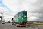 Am 20.10.2016 wurden in der Hauptwerkstatt drei weitere Anhänger für die Reise nach Belgrad auf Lastwagen verladen.