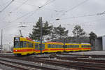 Doppeltraktion, mit dem Be 4/8 207 und dem Be 4/6 227, auf der Linie 17, fährt aus den Depot Hüslimatt Richtung Ettingen. Die Aufnahme stammt vom 28.12.2019.