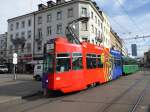 BVB - Tram Be 4/4 490 mit 2 Anhänger unterwegs auf der Linie 14 in der Stadt Basel am 06.10.2015