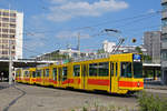 Doppeltraktion, mit dem Be 4/8 244 und dem Be 4/6 266, auf der Linie 17, fährt zur Haltestelle ZOO Basel. Die Aufnahme stammt vom 16.05.2020.