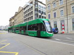 BVB - Tram Be 6/8 5016 unterwegs auf der Linie 8 in der Stadt Basel am 21.06.2016