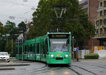 BVB - Tram Be 6/8 304 unterwegs auf der Linie 8 in der Stadt Basel am 15.09.2016