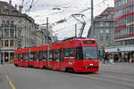 Be 4/6 Vevey Tram 739, auf der Linie 7, fährt zur Haltestelle beim Bahnhof Bern.