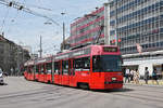 Be 4/6 731 Vevey Tram, auf der Linie 3, fährt zur Endstation am Bahnhof Bern.