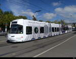 VBZ - Tram Be 5/6 3002 unterwegs auf der Linie 2 in der Stadt Zürich am 04.10.2022