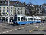 VBZ - Tram Be 4/6 2020 unterwegs auf der Linie 4 in der Stadt Zürich am 13.03.2022
