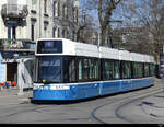 VBZ - Tram Be 6/8 4010 unterwegs auf der Linie 4 in der Stadt Zürich am 13.03.2022