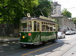 tpg - Tram Be 2/2  125 unterwegs auf einer Extrafahrt in der Stadt Genf am 03.06.2017