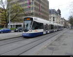 tpg - Tram Be 6/10  1801 unterwegs in der Stadt Genf am 16.04.2023