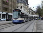 tpg - Tram Be 6/10 1802 unterwegs in der Stadt Genf am 16.04.2023