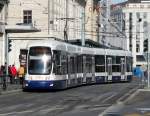 TPG Genf - Tram Be 6/8 866 unterwegs in der Stadt Genf am 18.02.2012